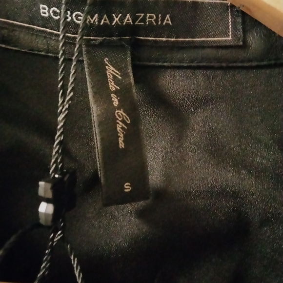 Kardashian, Lulu's, and BCBG Max Azria +Bundle of Dresses Size Small and Medium - Picture 4 of 16